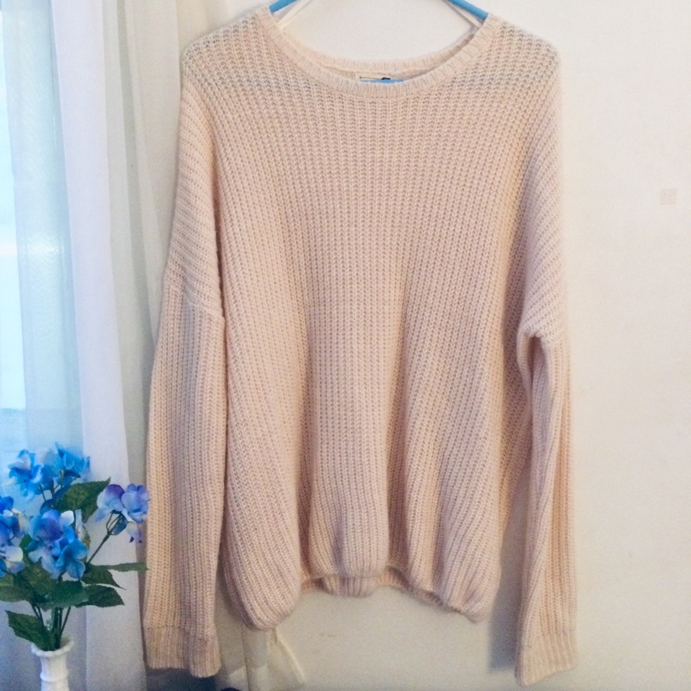 Pale pink slouchy sweater
